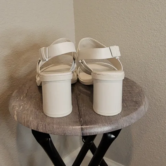 Tory Burch White Leather Sandals