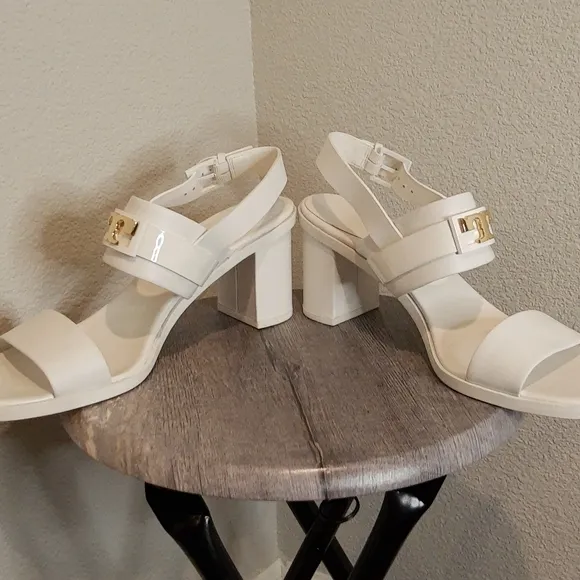 Tory Burch White Leather Sandals