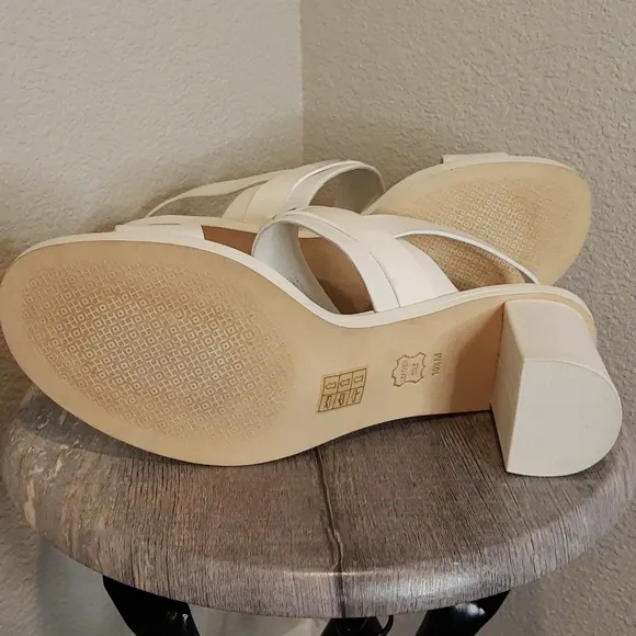 Tory Burch White Leather Sandals