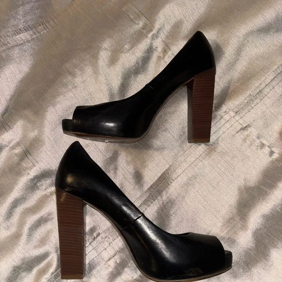 👠TORY BURCH👠PERP TOE PLATFORM PUMP
