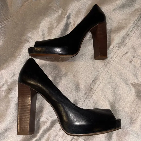 👠TORY BURCH👠PERP TOE PLATFORM PUMP