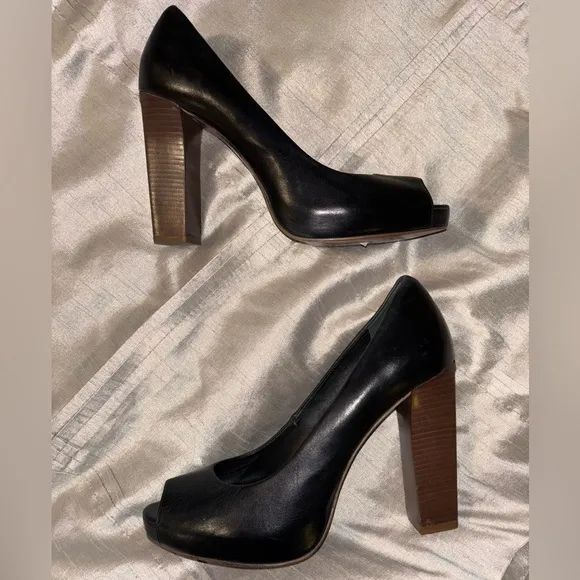 👠TORY BURCH👠PERP TOE PLATFORM PUMP