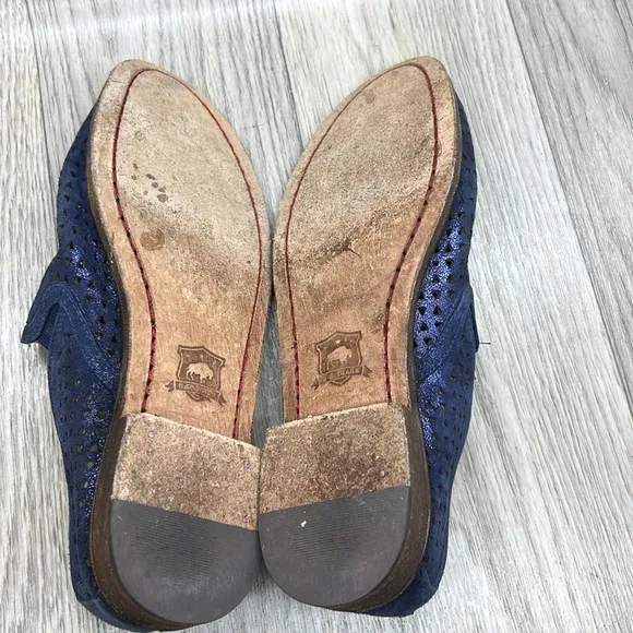 Trask Ali Perforated Loafers