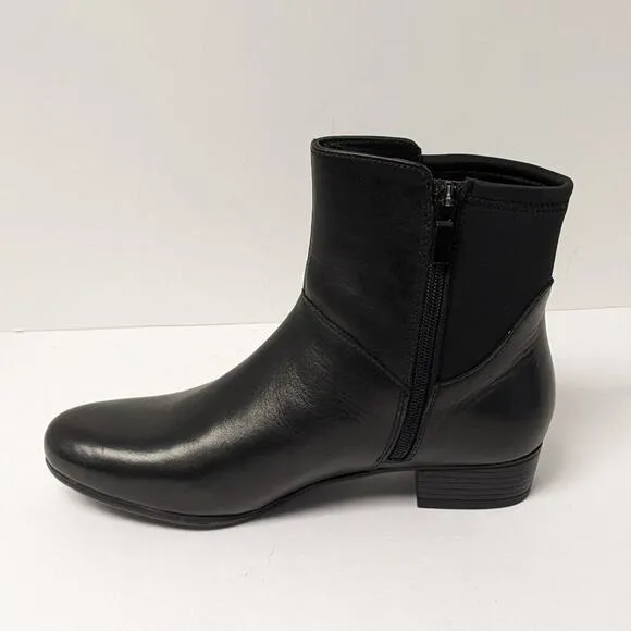 Trotters Magnolia Ankle Boots, Black Leather, Women's 8 Wide