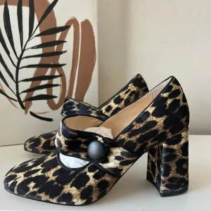 Tuckernuck Heels Ellie Leopard Animal Print Velvet Mary Jane Block Heels 8
