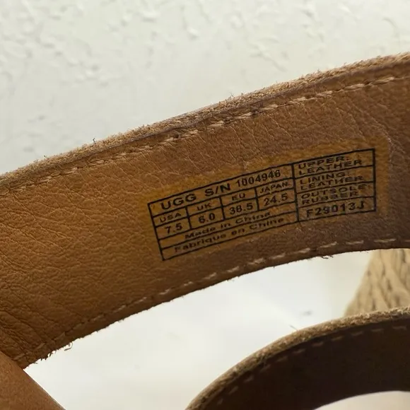 UGG hedy embossed leather espradille wedge sandals, size 7.5