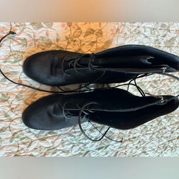 Ugg Oriana calf hair boots black