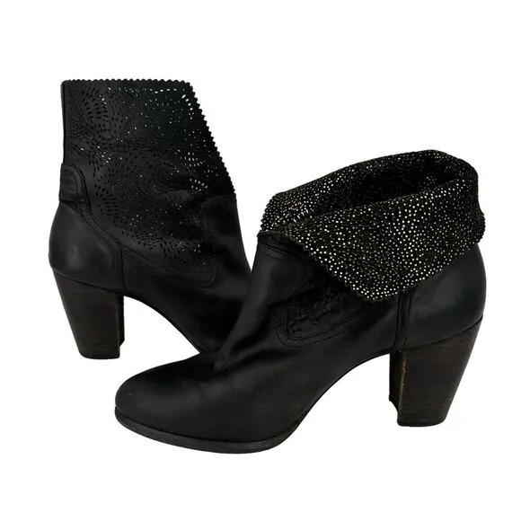 UGG Thames Seaweed Perforated Leather Boots Block Heel Women's Black Size 11