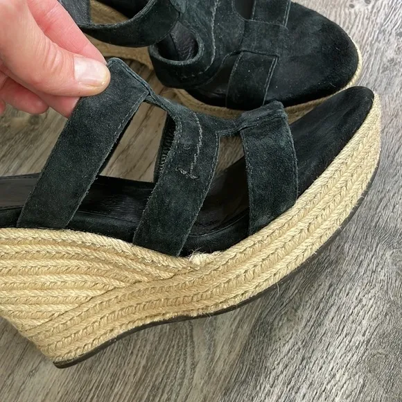 UGG Women’s Tawnie Black Suede Espadrille Platform Wedge Sandal, size 9