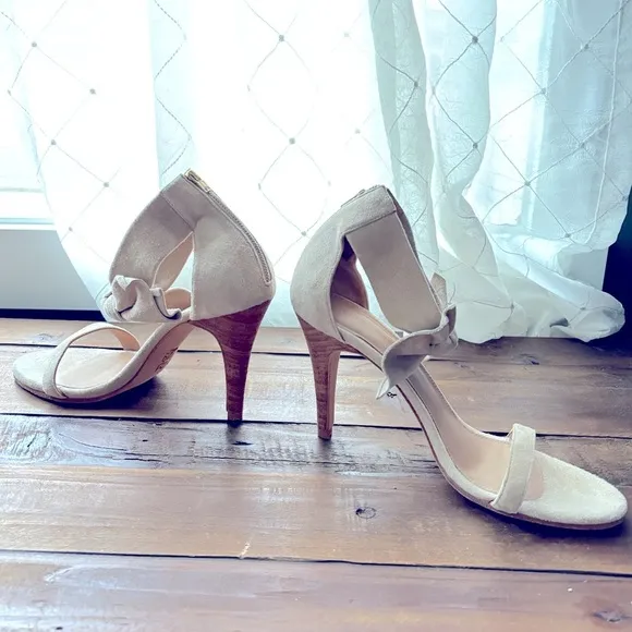 Ulla Johnson Thecia Suede Tan Bow Leather Heeled Sandals Size 40 / 10 US