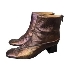 Unity In Diversity Women 39 Copper Brown Iridescent Chunky Heel Silhouette Boots