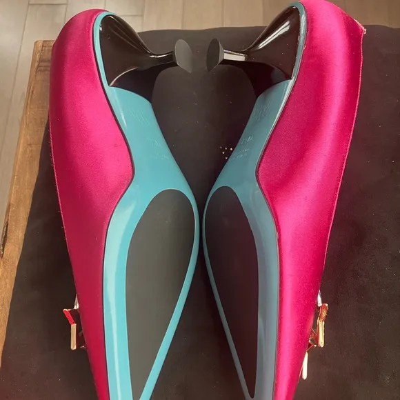 Valentina Rangoni fuchsia Satin Star Embellished Pumps