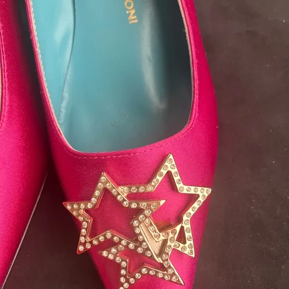 Valentina Rangoni fuchsia Satin Star Embellished Pumps