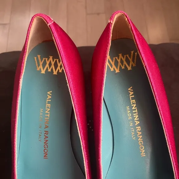 Valentina Rangoni fuchsia Satin Star Embellished Pumps