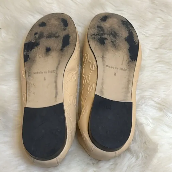 VALENTINO Calliope MonogramLeather Ballet Flats size 8 Work‎ Casual Cream Shoes