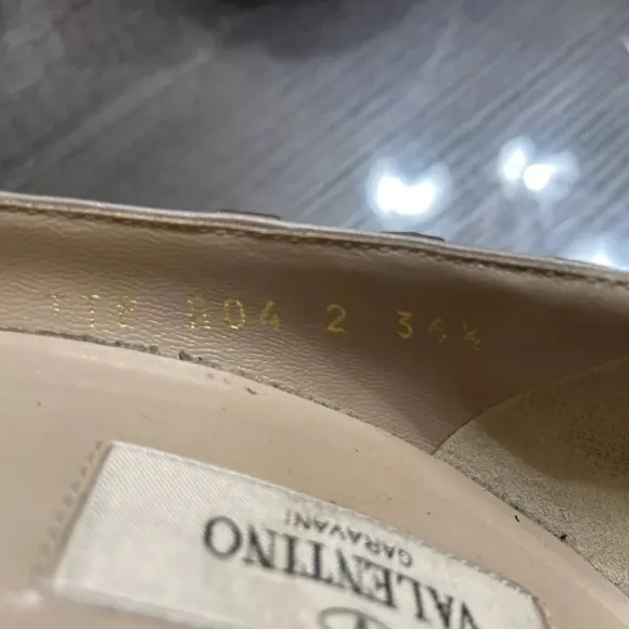 VALENTINO GARAVANI Heels Beige Size 36.5 US 6 Leather Women's Authentic