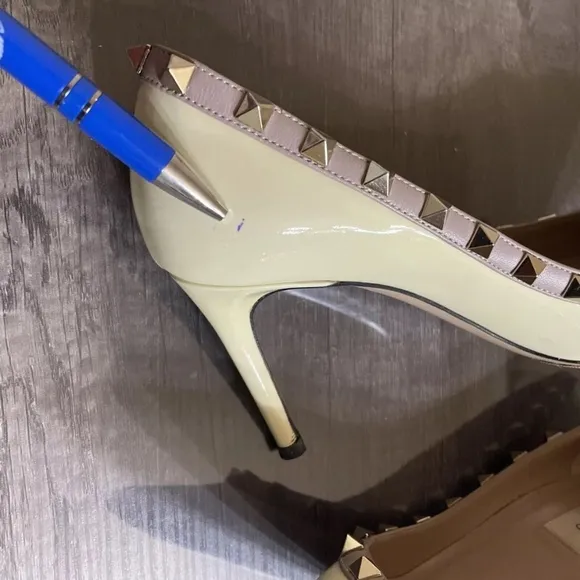 VALENTINO GARAVANI Heels Beige Size 36.5 US 6 Leather Women's Authentic