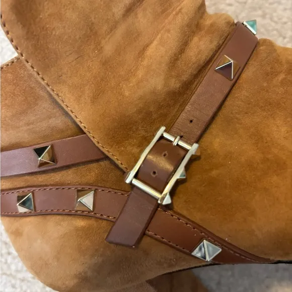 VALENTINO GARAVANI Suede Rockstud Double Buckle 70mm Block Heel Ankle Boots EU40