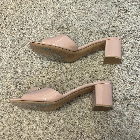 Valentino One Stud Open Toe Slides Nude 42