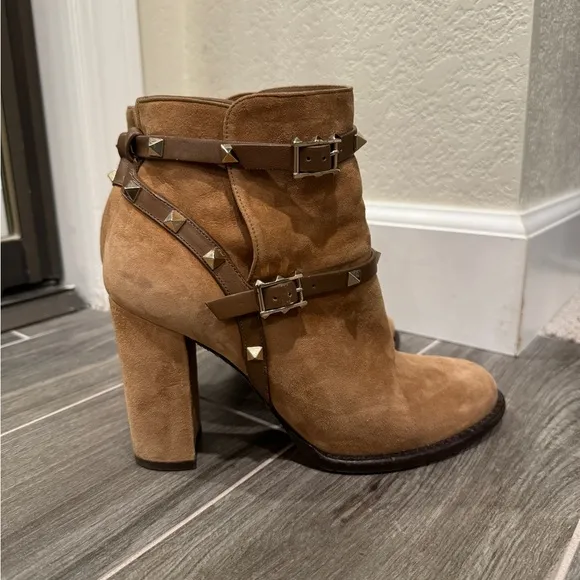 Valentino Rockstud Suede Block Heel Boots 37.5