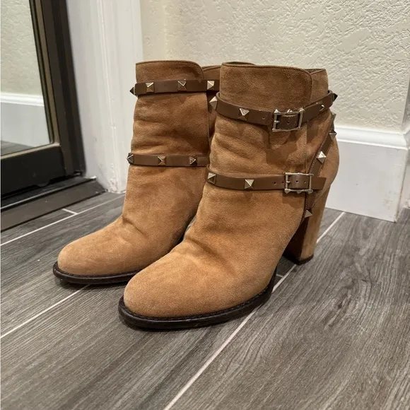 Valentino Rockstud Suede Block Heel Boots 37.5