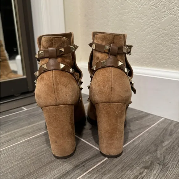Valentino Rockstud Suede Block Heel Boots 37.5