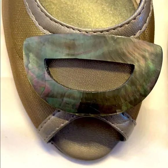 VANELI LEATHER MESH SANDALS.  NEW
