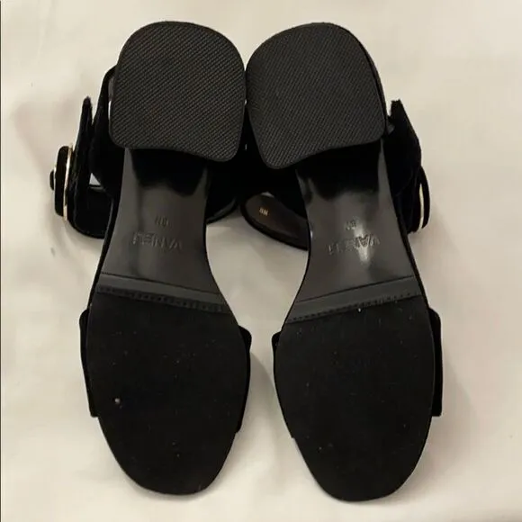 VANELI SZ 8N BLACK VELVET SANDALS.  NEW