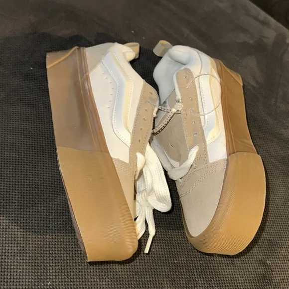 VANS Knu Stack Platform Sneakers light tan Sz 8