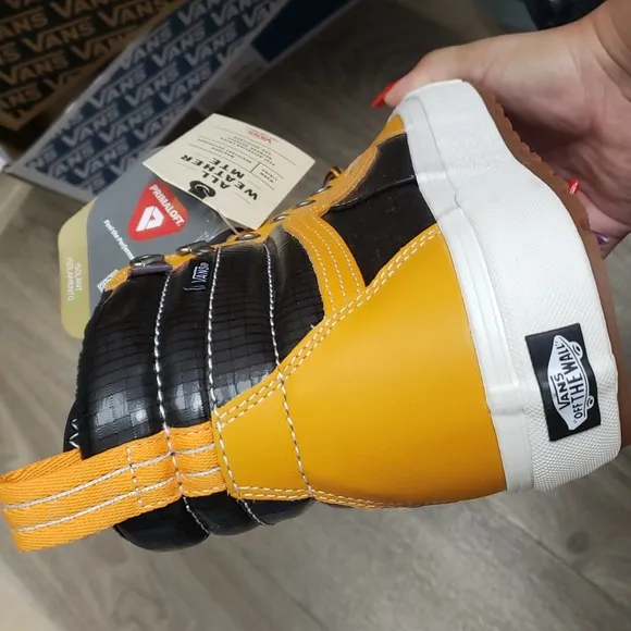 Vans sk8- hi mte 2.0 DX apricot