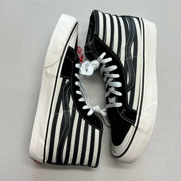 VANS | Sk8-Hi Pro 138 SF Stripe Black &amp; Marshmallow Skate Shoes