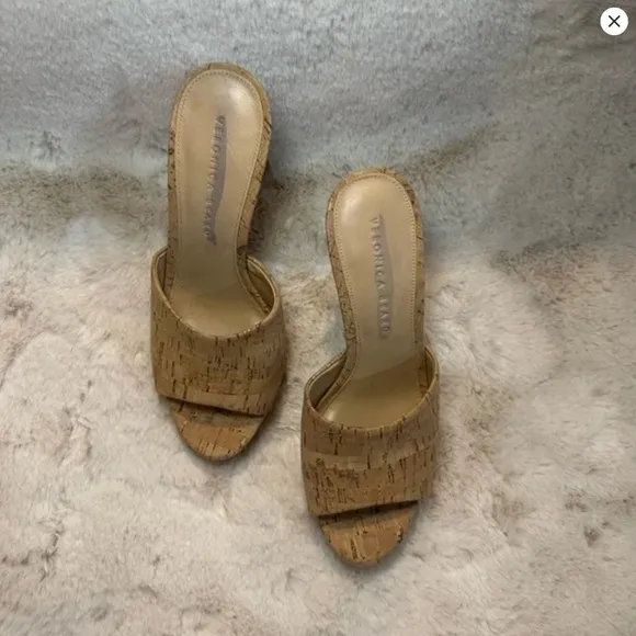 Veronica beard Cork Dali Platform Heel, size 8