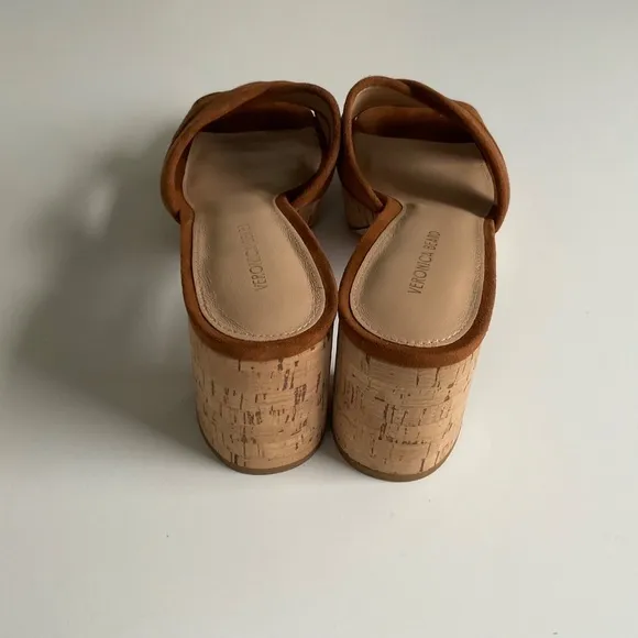 Veronica Beard Dory Suede Sandals 8.5M Brown Block Cork Heel Criss Cross Mule