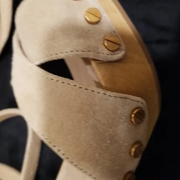 VERONICA BEARD NEW SHOES