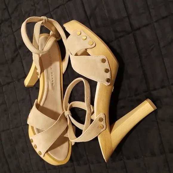 VERONICA BEARD NEW SHOES
