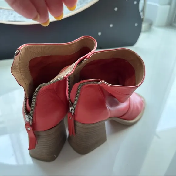 Vic Matie Red Ankle Boots with Block Heel size 37