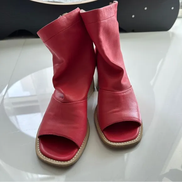 Vic Matie Red Ankle Boots with Block Heel size 37