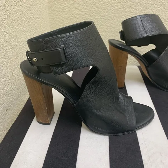 Vince Addie wood block black leather ankle wrapped heeled bootie sandals. 10