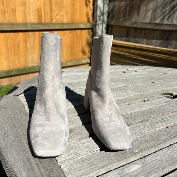 VINCE Blakely Ankle Boots  Suede‎ Block Heel Gray 7.5