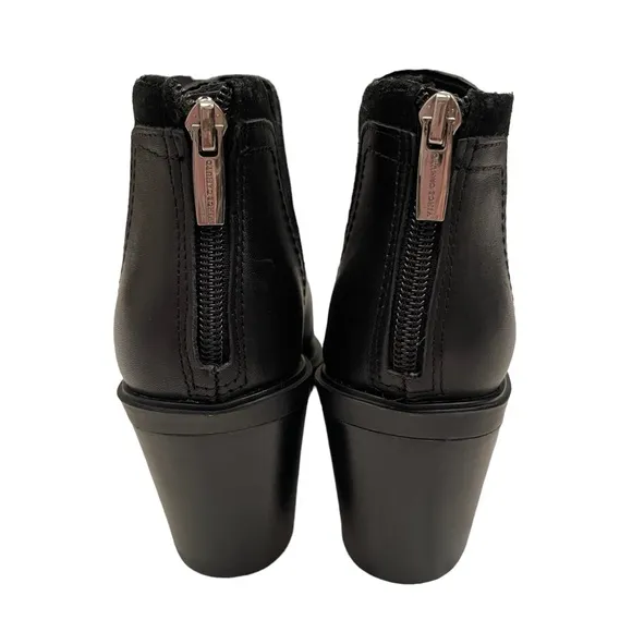 Vince camuto black leather heel shoes size 6.5