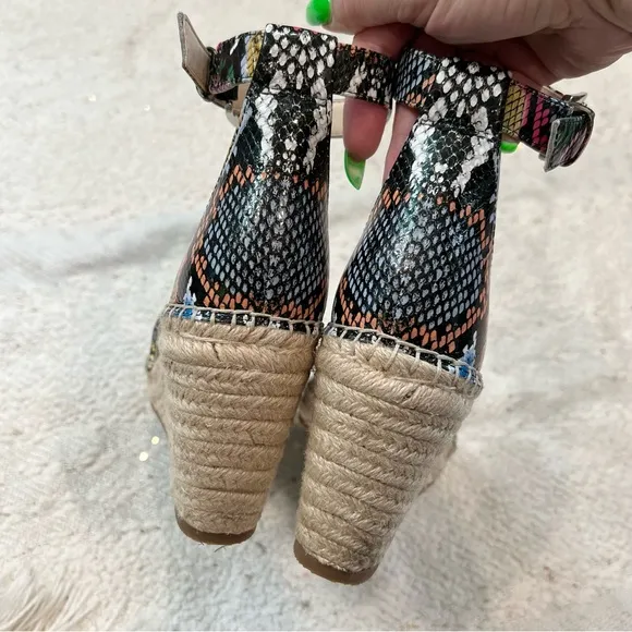 Vince Camuto BLACK RAINBOW leather snake print espadrille wedge sandals