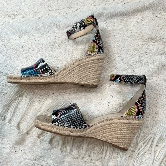 Vince Camuto BLACK RAINBOW leather snake print espadrille wedge sandals
