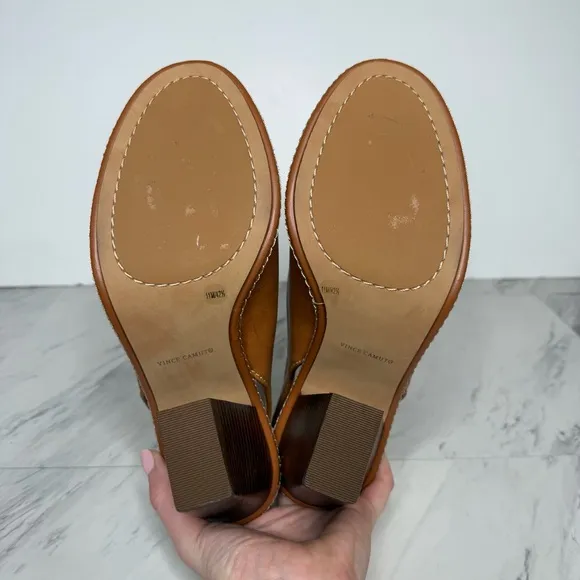 Vince Camuto Fandree Brown Leather Stacked Heel Sandal 11M