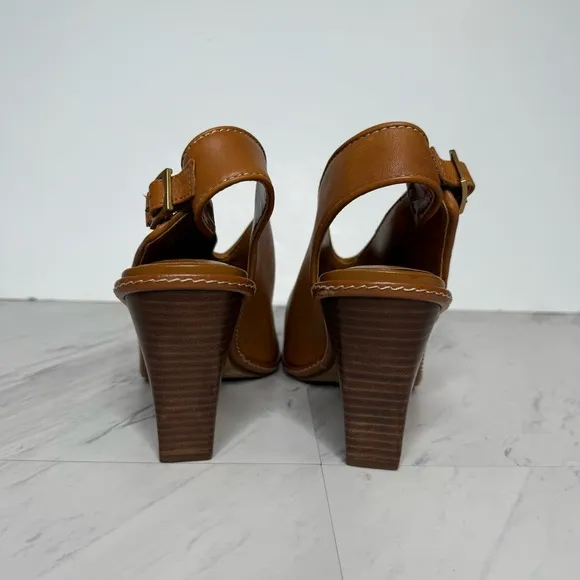 Vince Camuto Fandree Brown Leather Stacked Heel Sandal 11M