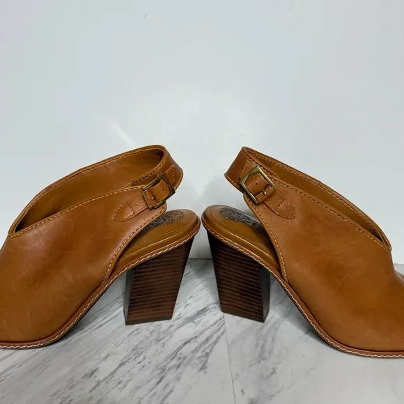 Vince Camuto Fandree Brown Leather Stacked Heel Sandal 11M