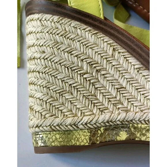 Vince Camuto Farrah Platform Sandals Shoes Size 6.5 Leather Green Wedge New