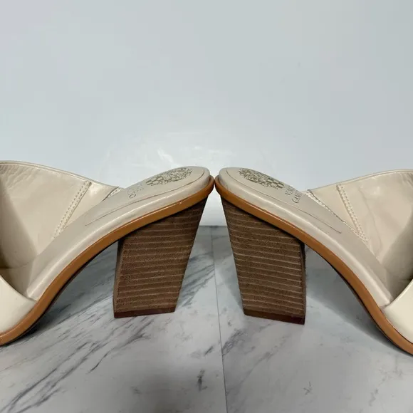 Vince Camuto Fissana Stacked Heel Leather Sandal 10M