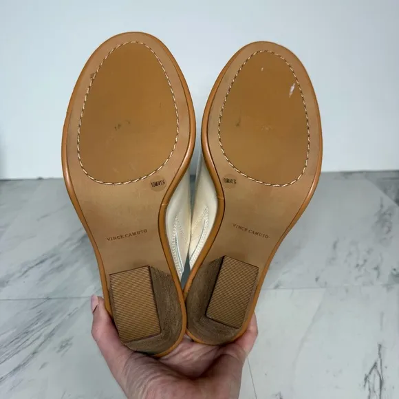 Vince Camuto Fissana Stacked Heel Leather Sandal 10M