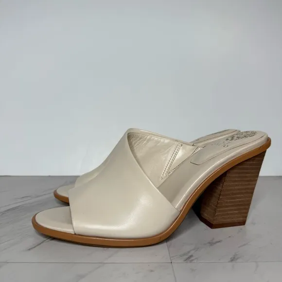 Vince Camuto Fissana Stacked Heel Leather Sandal 10M
