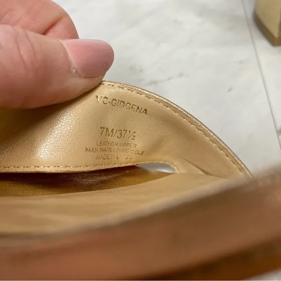 Vince Camuto Gidgena Gold Leather Heeled Sandal 7M